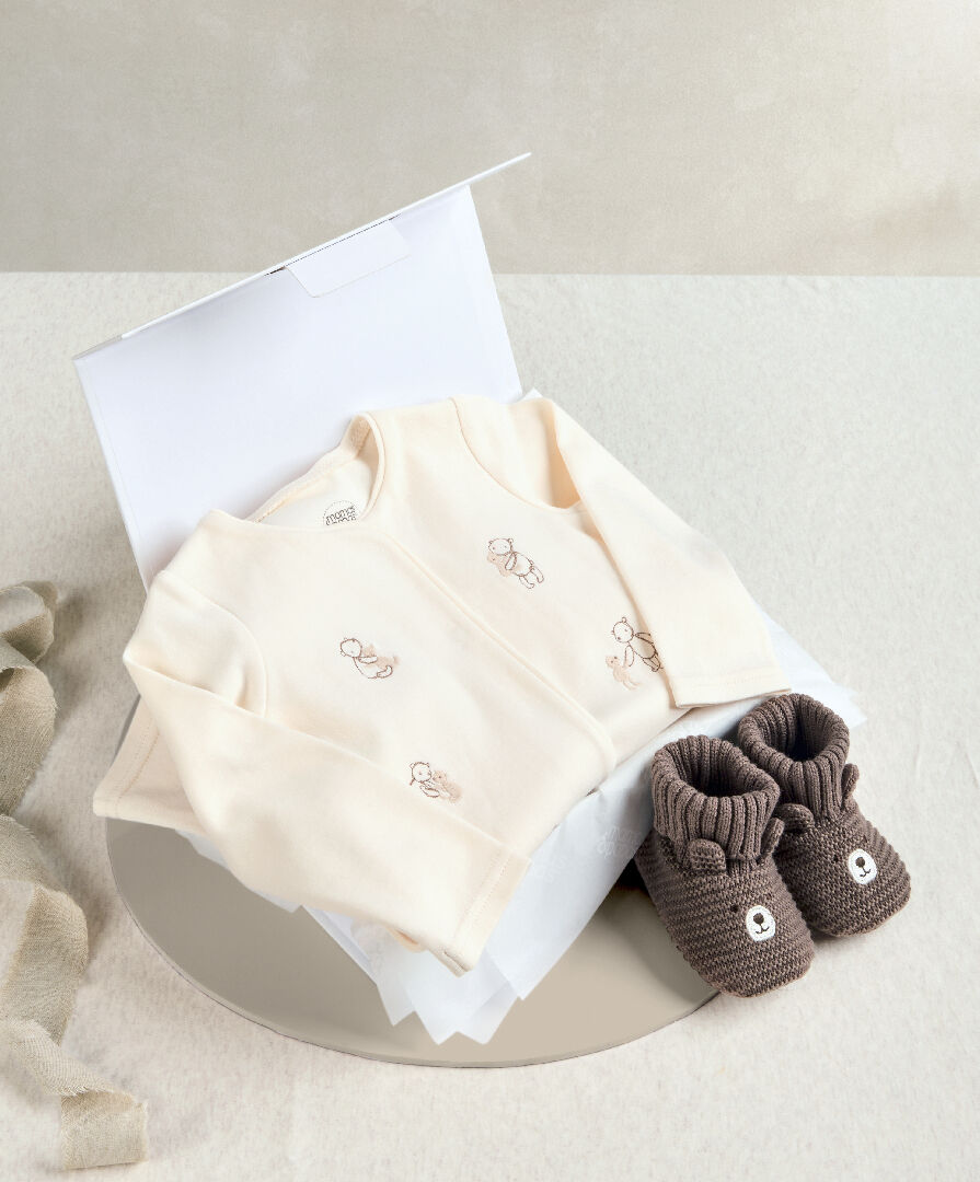 Embroidered Teddy Bear Romper Baby Gift - 2 Piece Set